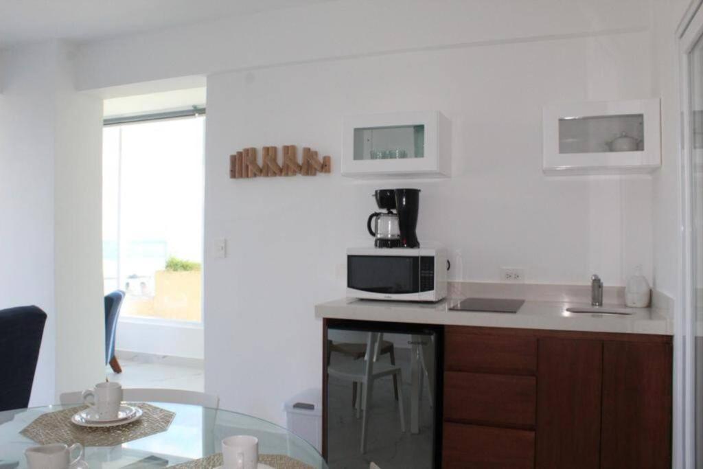 Beach Front Renewed Apartment แคนคูน ภายนอก รูปภาพ